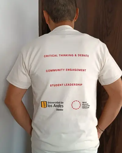 Camiseta corporativa estampada